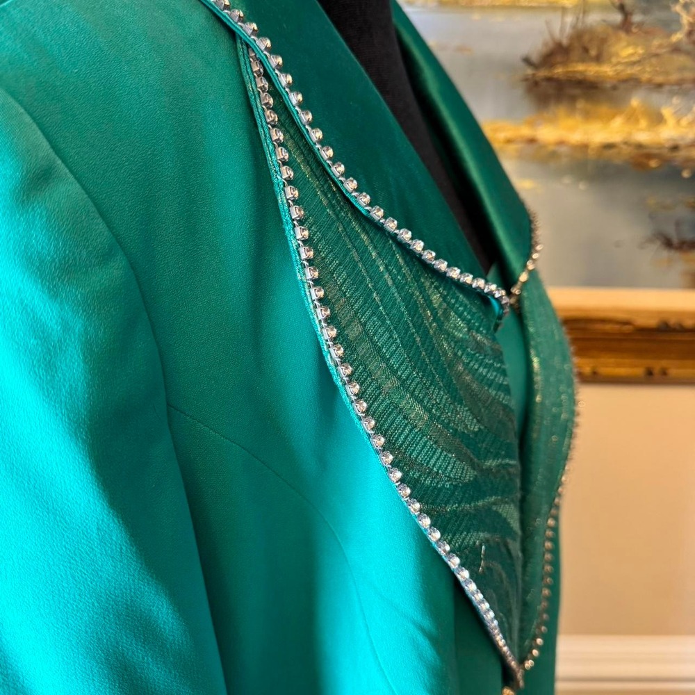 Vintage Emerald Green Skirt Suit Rhinestone Trim Gold Brooch Plus Size 18W - Picture 6 of 8
